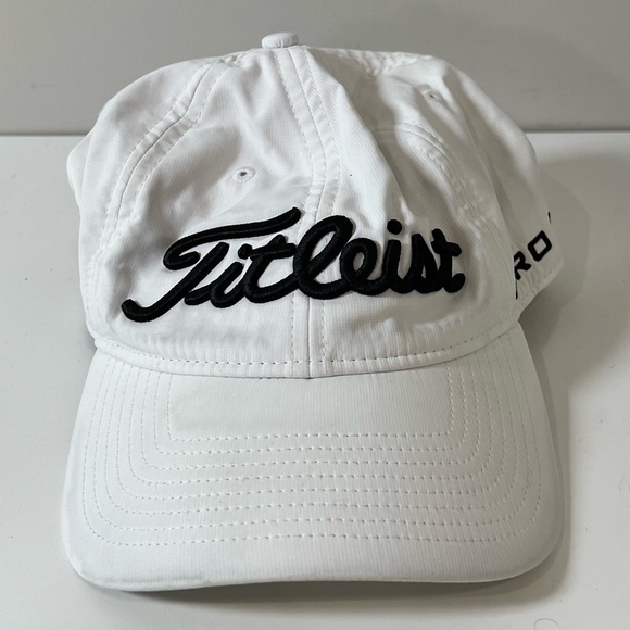Titleist White Hat Pro V1 FJ Good Hat Cap Classic Country Club - Picture 1 of 7